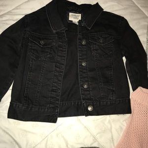 CROPPED BLACK DENIM JACKET 🖤